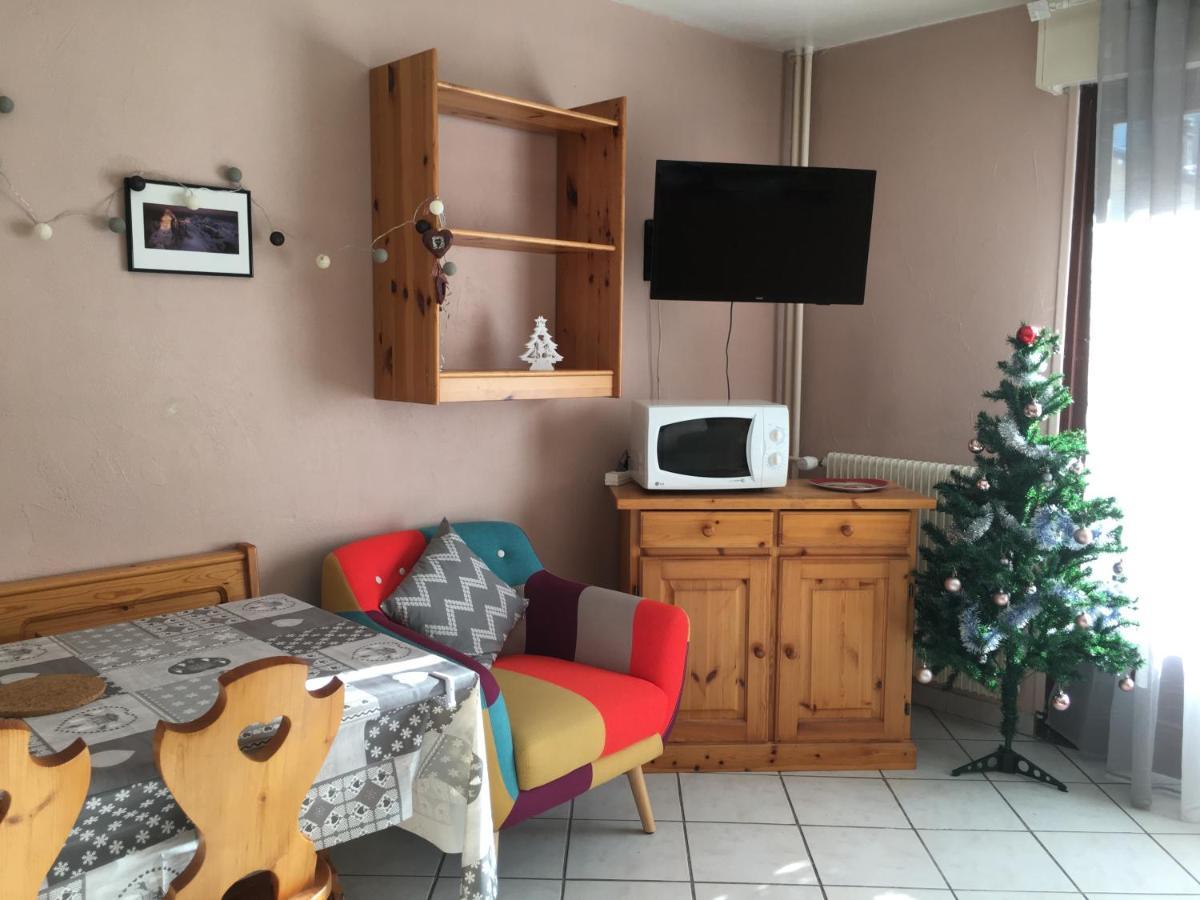 Au Pieds Des 3 Vallees Brides-les-Bains Exterior photo